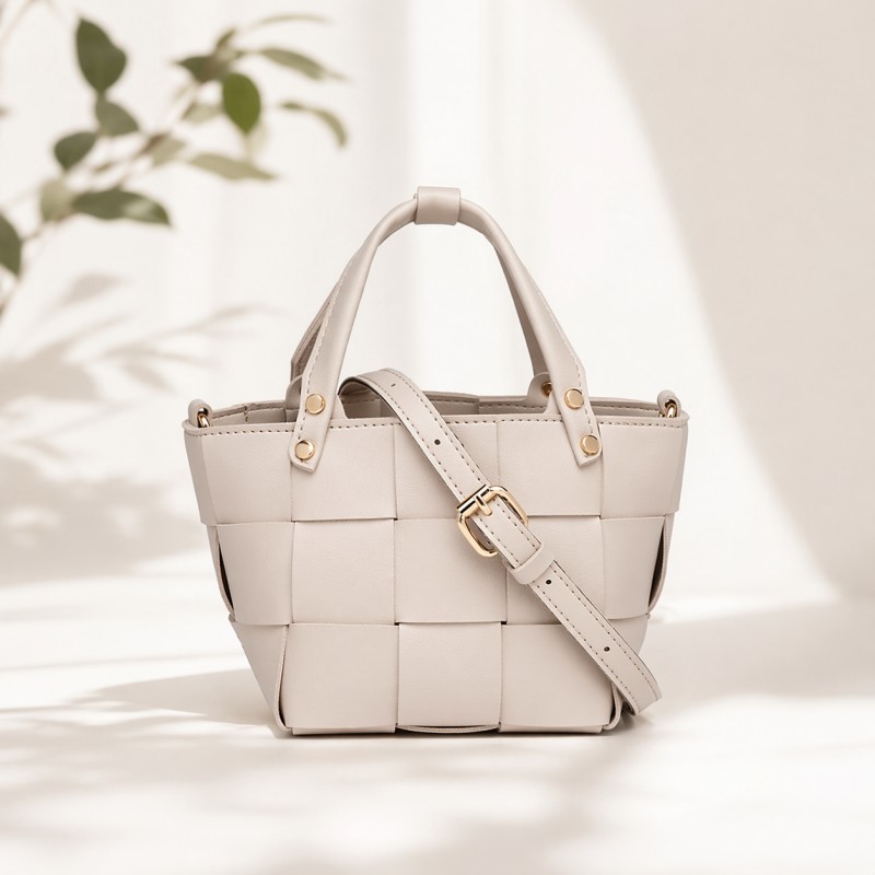 Woven Leather Handheld Bag